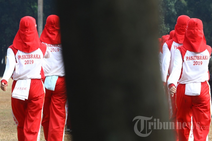 Semangat Para Pengibar Bendera Pusaka