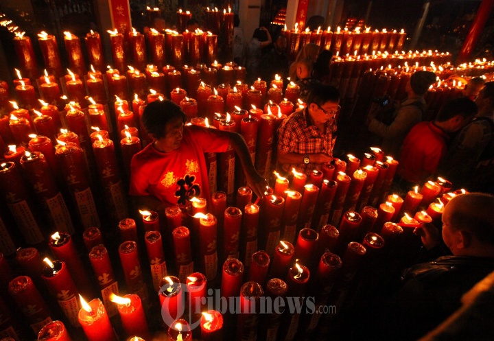 Sembahyang Imlek di Vihara Dharma Ramsi Bandung