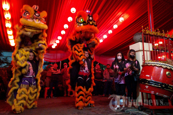 Sembahyang Malam Imlek di Wihara Dharma Ramsi Bandung