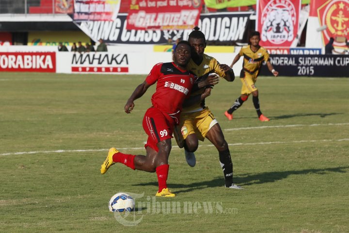 Semen Padang Vs Mitra Kukar