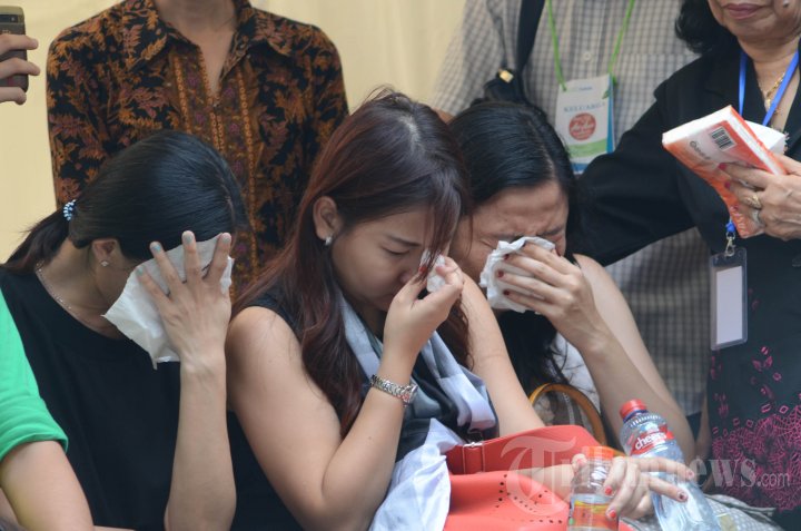 Serah Terima 3 Jenazah Korban AirAsia QZ8501