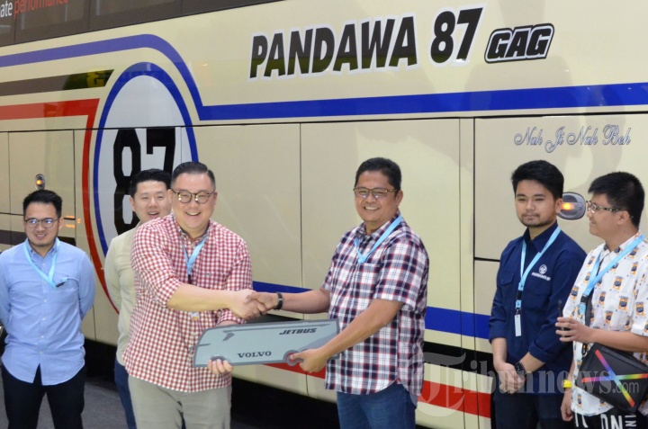 Serah Terima Bus Pandawa