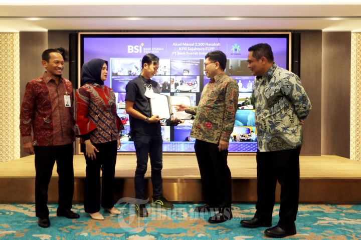 Seremoni Akad Massal 2.500 Nasabah KPR Sejahtera FLPP BSI