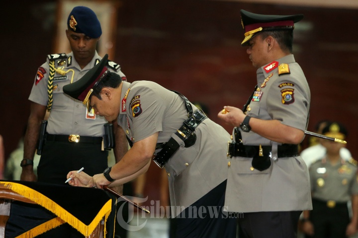 Sertijab Kapolda Sultra Oleh Kapolri