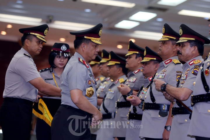 Sertijab Kapolda Sumbar Oleh Kapolri