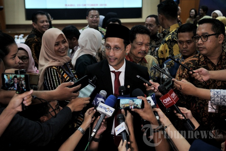 Sertijab Mendikbud dari Muhadjir Effendy ke Nadiem Makarim