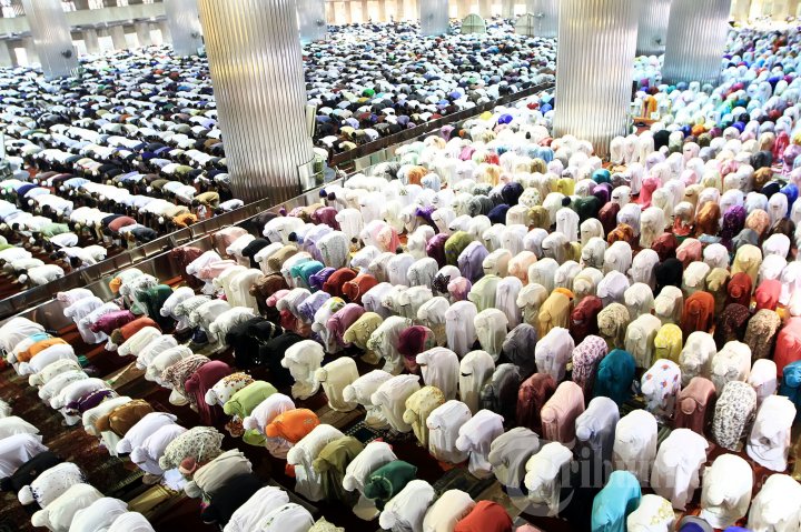 Shalat Gerhana Matahari di Istiqlal