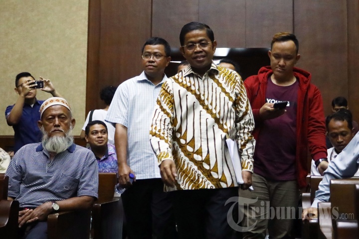 Sidang Dakwaan Idrus Marham
