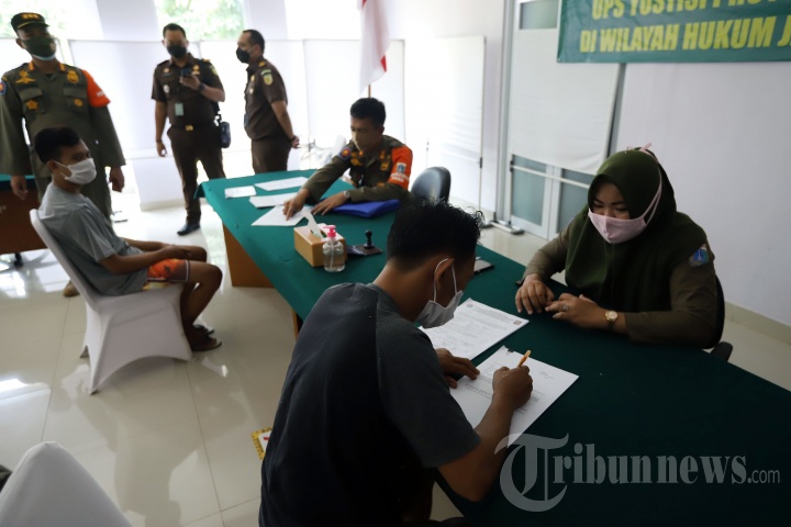 Sidang di Tempat bagi Pelanggar Operasi Yustisi Protokol Covid-19
