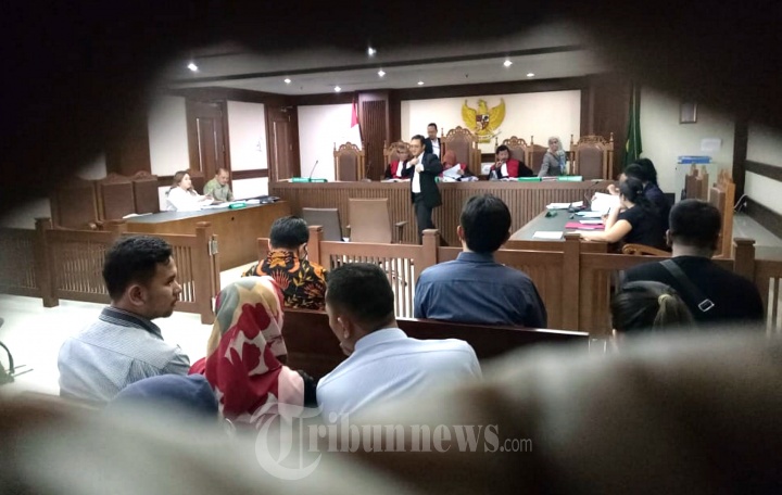 Sidang Gugatan Program Laku Pandai