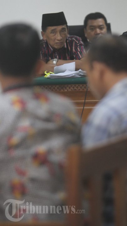 Sidang Lanjutan Fuad Amin di Pengadilan Tipikor