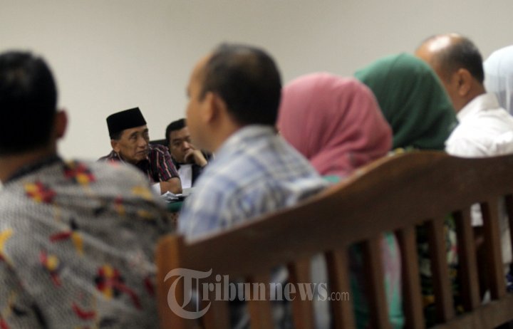 Sidang Lanjutan Fuad Amin di Pengadilan Tipikor