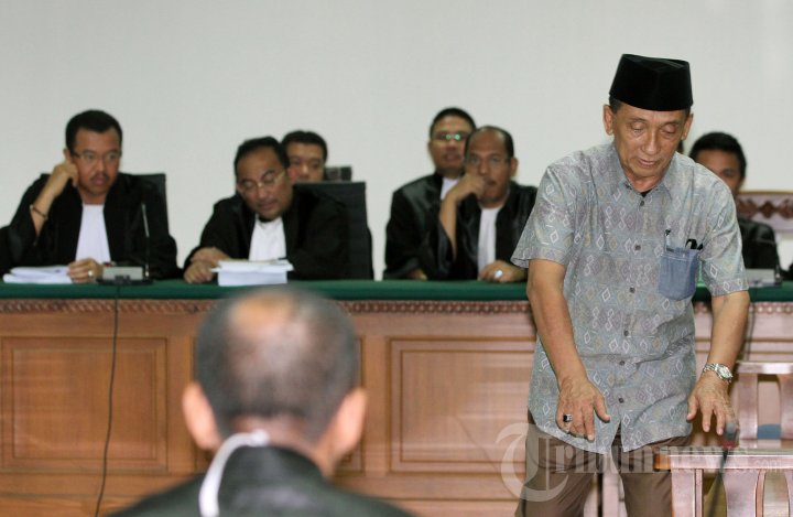 Sidang Lanjutan Fuad Amin Imron