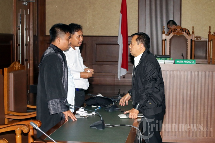 Sidang Lanjutan KTP Elektronik Ditunda