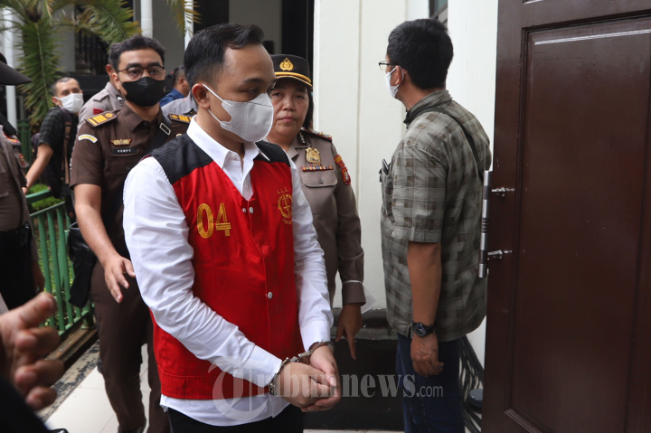 Sidang Lanjutan Ricky Rizal