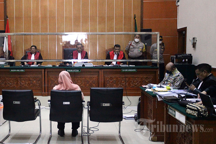 Sidang Lanjutan Teddy Minahasa