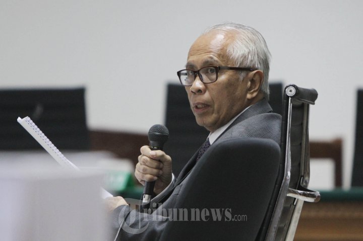 Sidang OC Kaligis Kembali Ditunda
