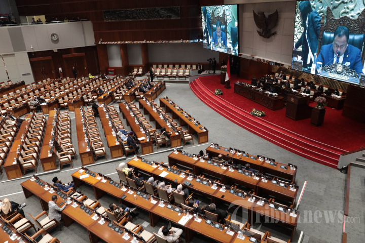 Sidang Paripurna ke-20 Masa Sidang V DPR