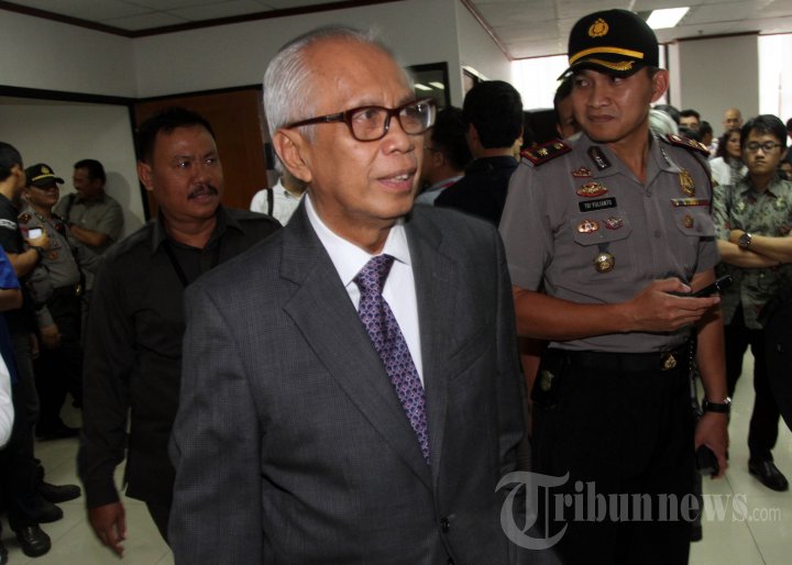 Sidang Perdana OC Kaligis