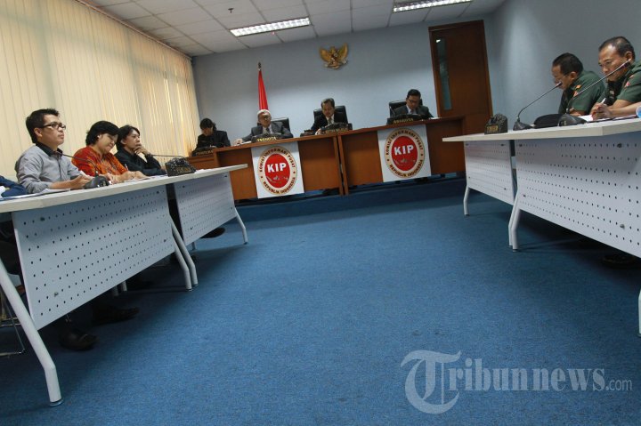 Sidang Permohonan Informasi dan Dokumen Keputusan DKP