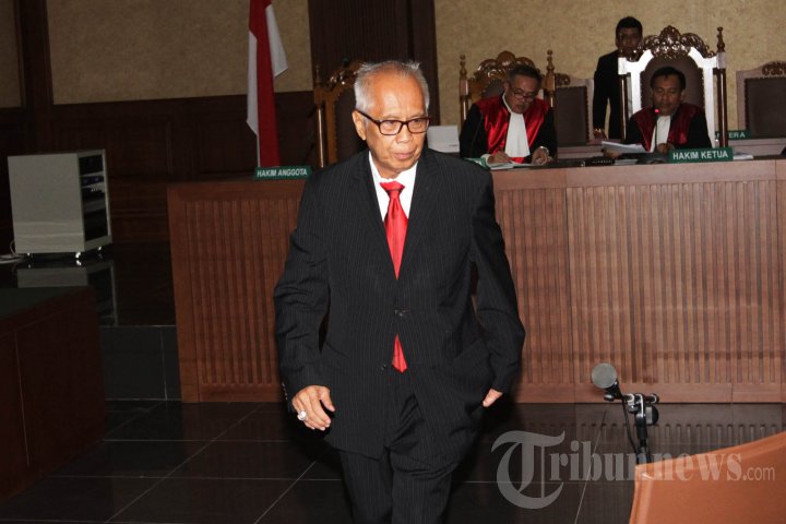 Sidang Putusan OC Kaligis Ditunda