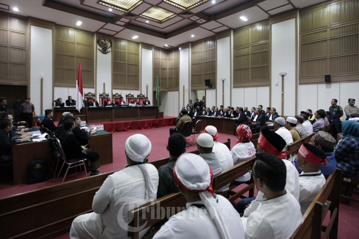Sidang Tuntutan Penistaan Agama Ahok Ditunda