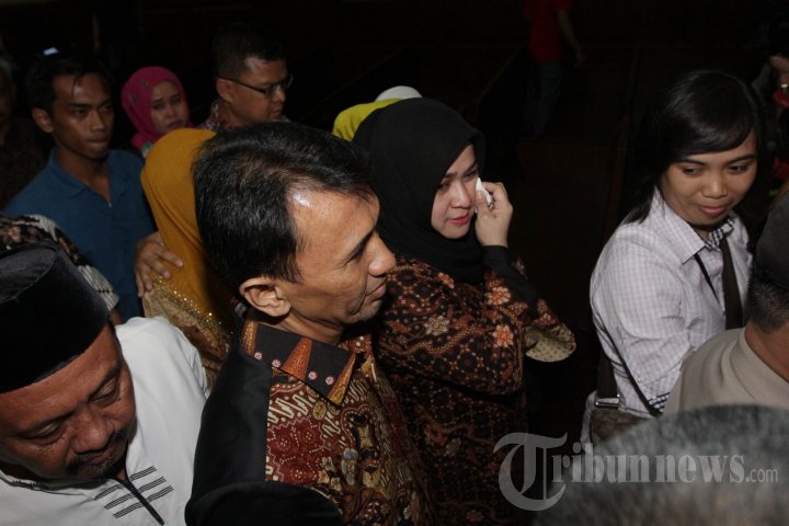 Sidang Vonis Gatot dan Evy