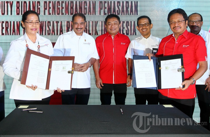 simPATI Tourist Wonderful Indonesia Diluncurkan
