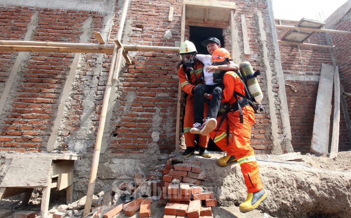 Simulasi Evakuasi Gempa Bumi ASEAN AYVP 201