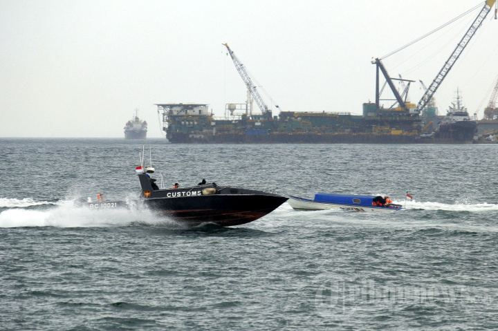 Simulasi Penegakan Hukum Keimigrasian di Perairan Batuampar Batam