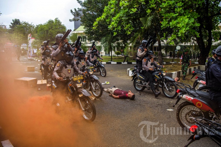 Simulasi Pengamanan Pilkada di Aceh