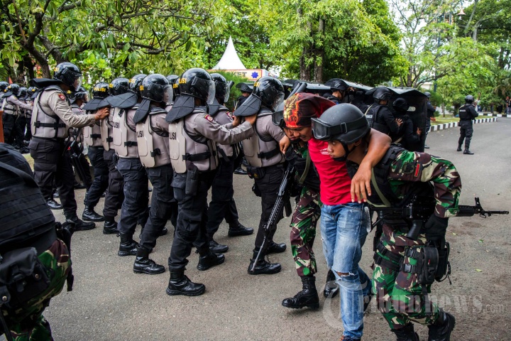 Simulasi Pengamanan Pilkada di Aceh