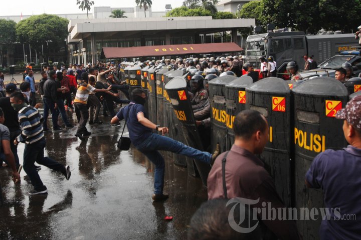 Simulasi Pengamanan Pilkada Serentak