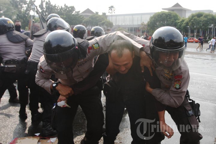 Simulasi Pengamanan Pilkada Serentak