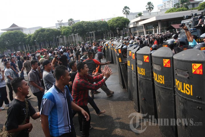 Simulasi Pengamanan Pilkada Serentak