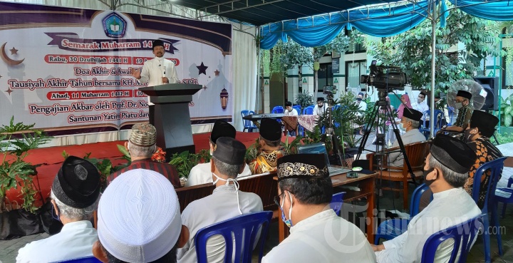 SMP IT PAPB Semarang Gelar Santunan dan Pengajian