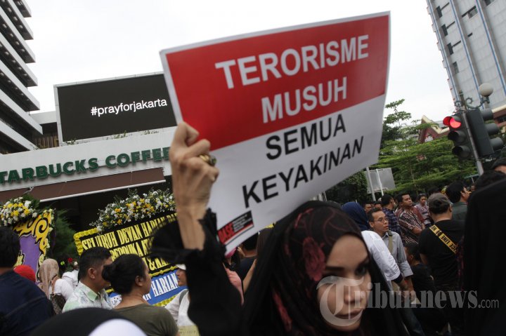 Solidaritas Kecam Teror Jakarta