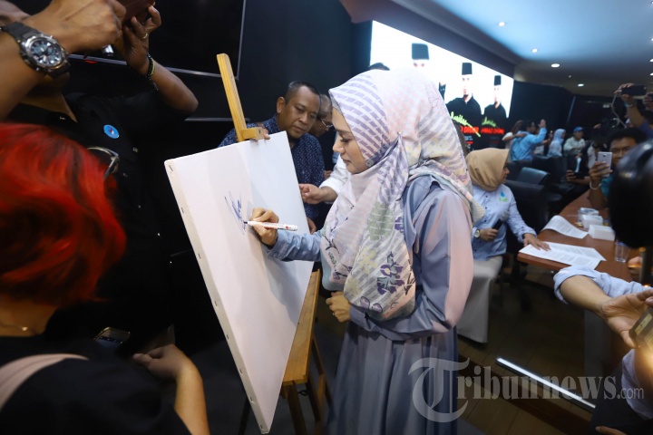 Solidaritas Untuk Ahmad Dhani