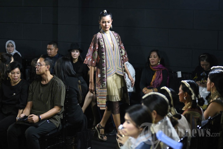 Spring Summer 2019/2020 Collection Karya Denny Wirawan