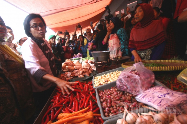 Sri Mulyani Kunjungi Pasar Besar Malang