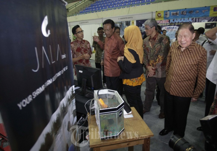 Sri Sultan HB X dan Mochtar Riady Tinjau Pameran Sains