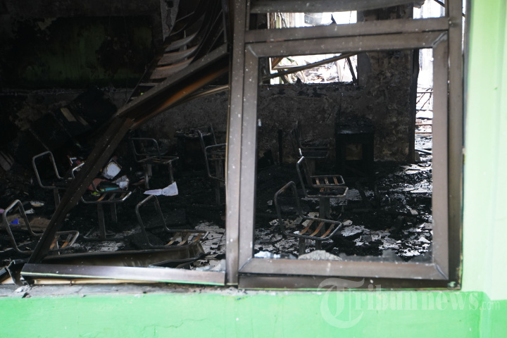 Suasana Pasca Kebakaran SDN 01 Pondok Bambu