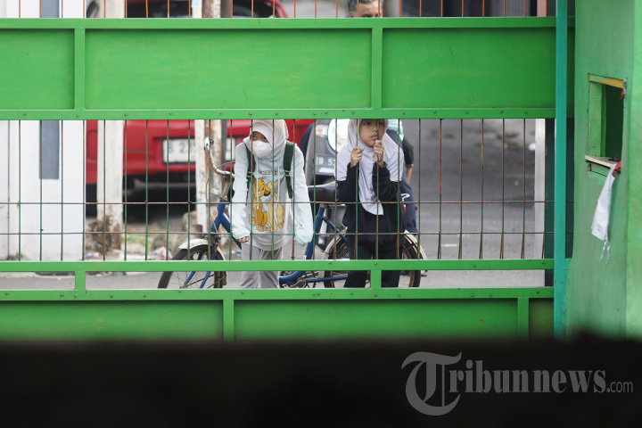 Suasana Pasca Kebakaran SDN 01 Pondok Bambu