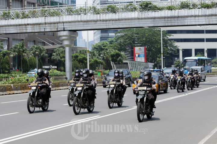 Suasana Penerapan Pembatasan Sosial Berskala Besar (PSBB) Di Jak