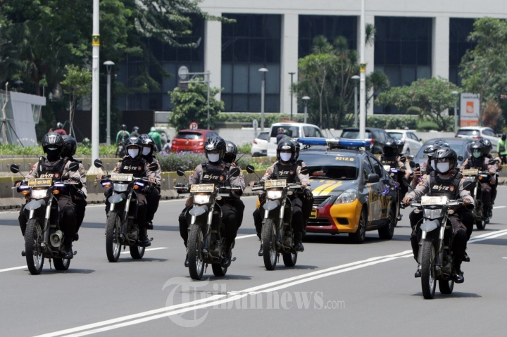 Suasana Penerapan Pembatasan Sosial Berskala Besar (PSBB) Di Jak