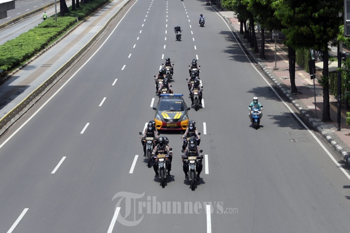 Suasana Penerapan Pembatasan Sosial Berskala Besar (PSBB) Di Jak