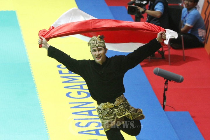 Sugianto Raih Emas Tunggal Putra Nomor Seni Pencak Silat