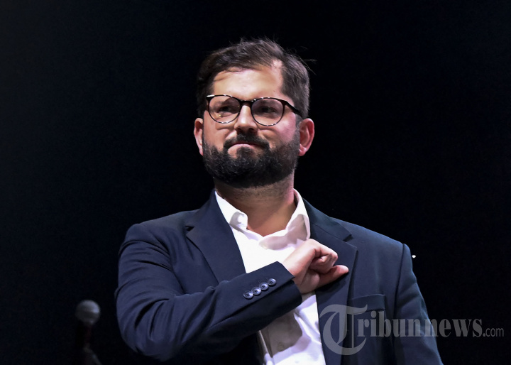 Suka Cita Pendukung Gabriel Boric, Presiden Terpilih Chile