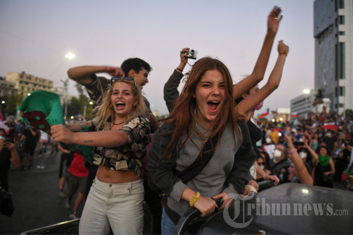 Suka Cita Pendukung Gabriel Boric, Presiden Terpilih Chile