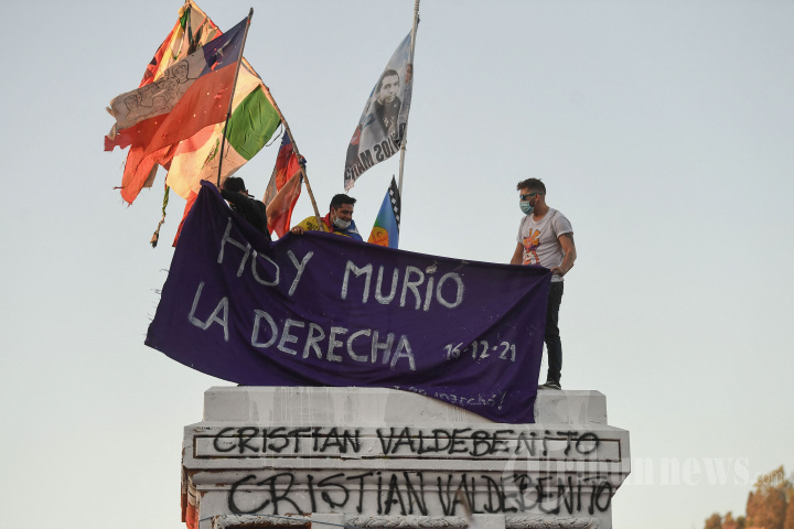 Suka Cita Pendukung Gabriel Boric, Presiden Terpilih Chile